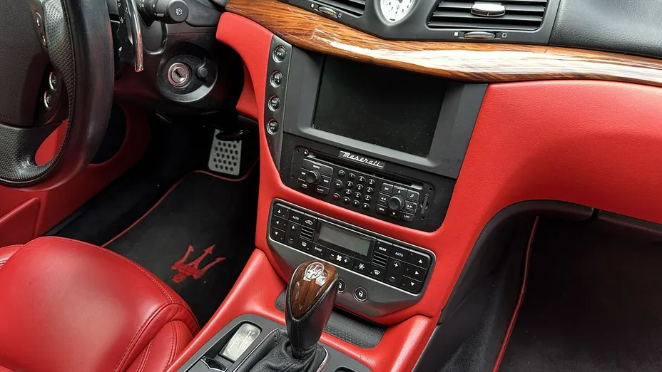 MASERATI Granturismo -