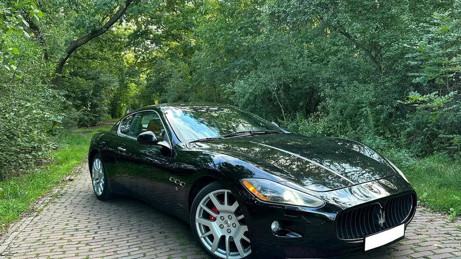 MASERATI Granturismo -