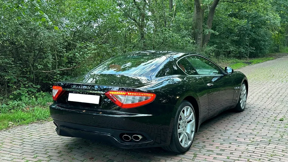 MASERATI Granturismo -