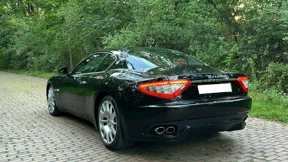 MASERATI Granturismo -
