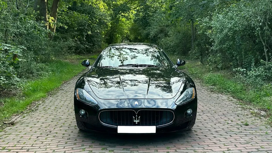 MASERATI Granturismo -