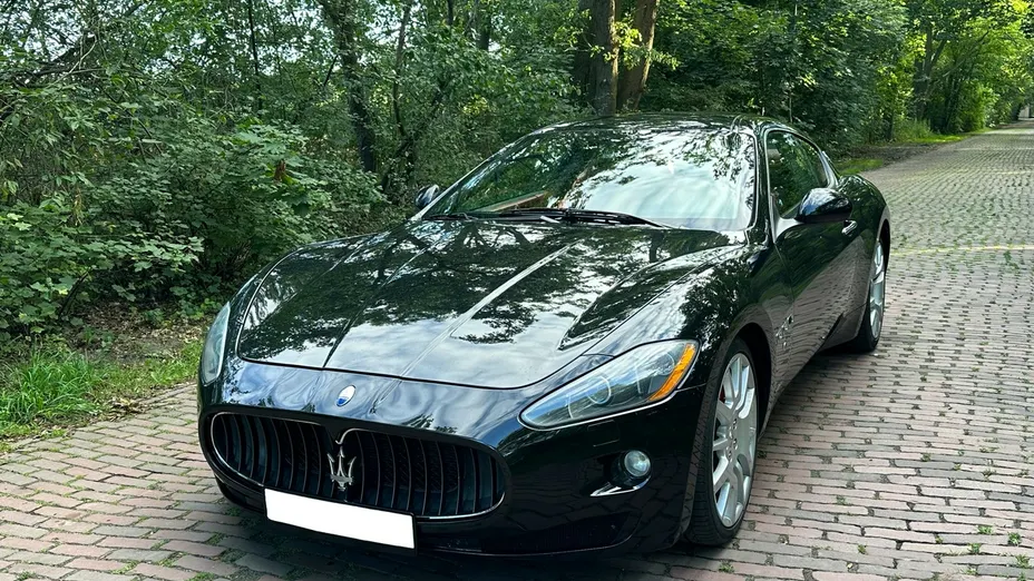 MASERATI Granturismo -