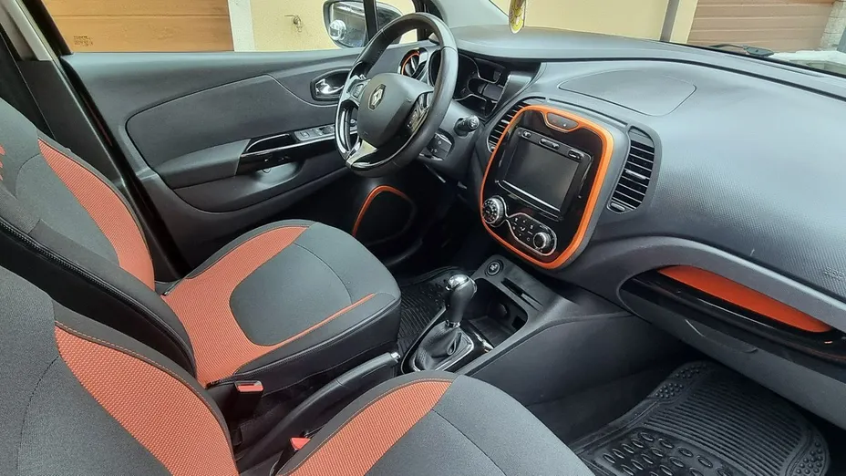 RENAULT Captur -