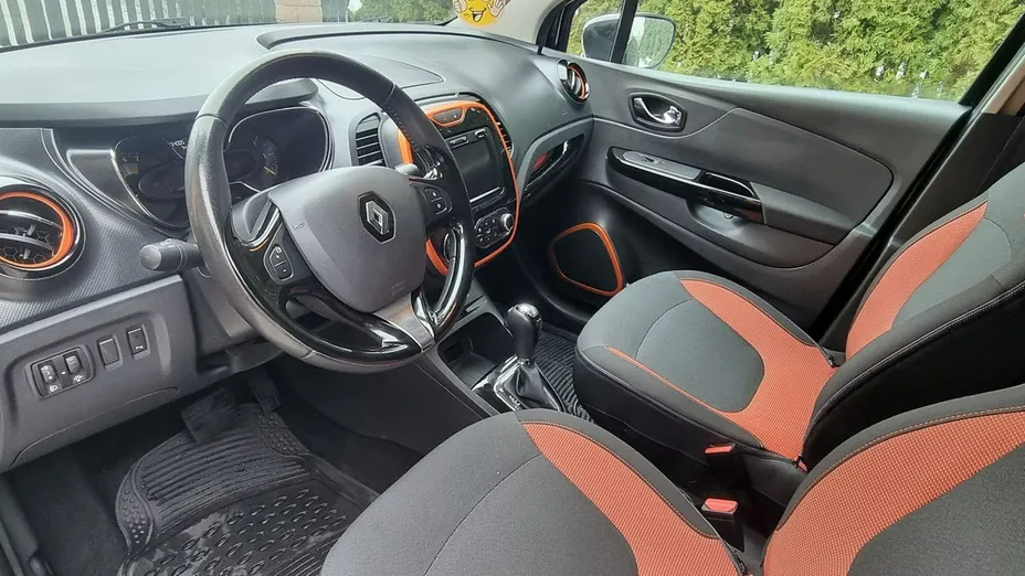 RENAULT Captur -