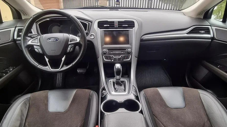 FORD Mondeo -