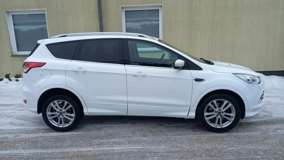 FORD Kuga -