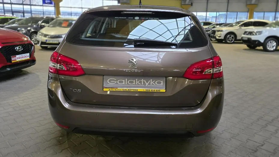PEUGEOT 308 -