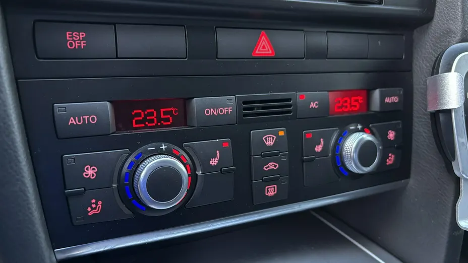 AUDI A6 Avant -