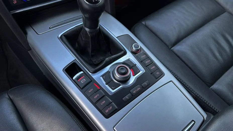 AUDI A6 Avant -