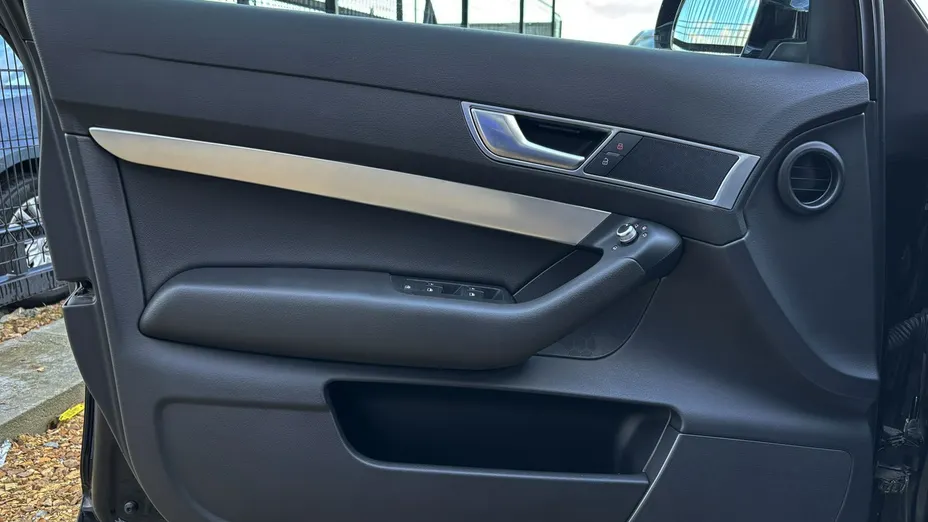 AUDI A6 Avant -