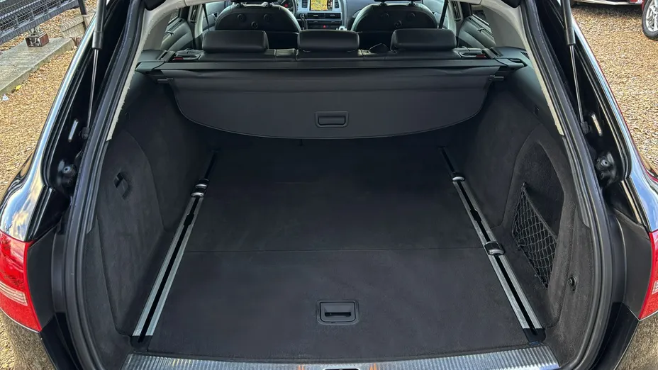 AUDI A6 Avant -