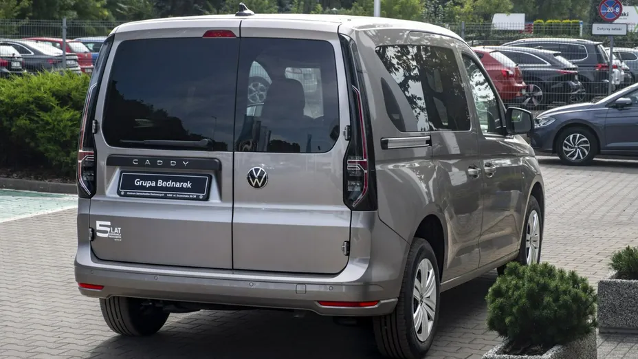VOLKSWAGEN Caddy -