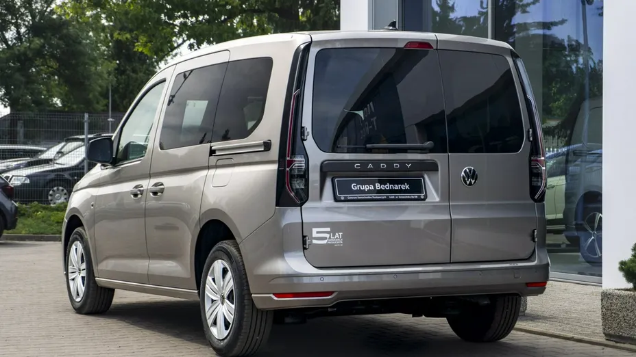 VOLKSWAGEN Caddy -