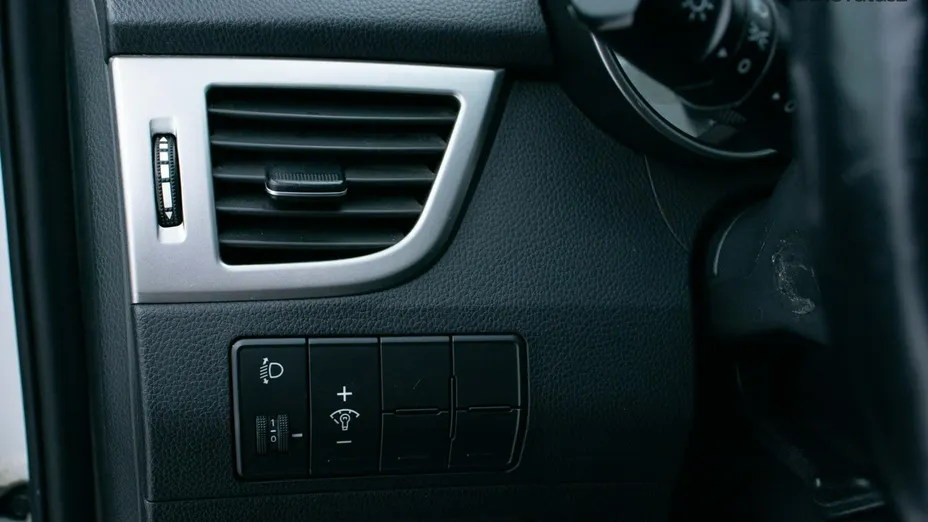 HYUNDAI i30 -