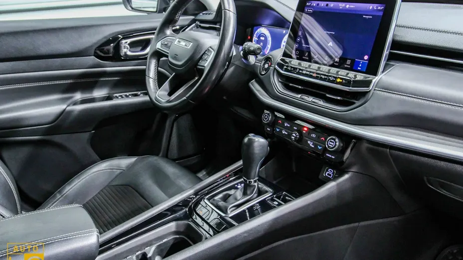 JEEP Compass -