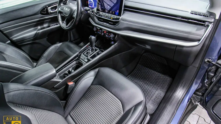JEEP Compass -