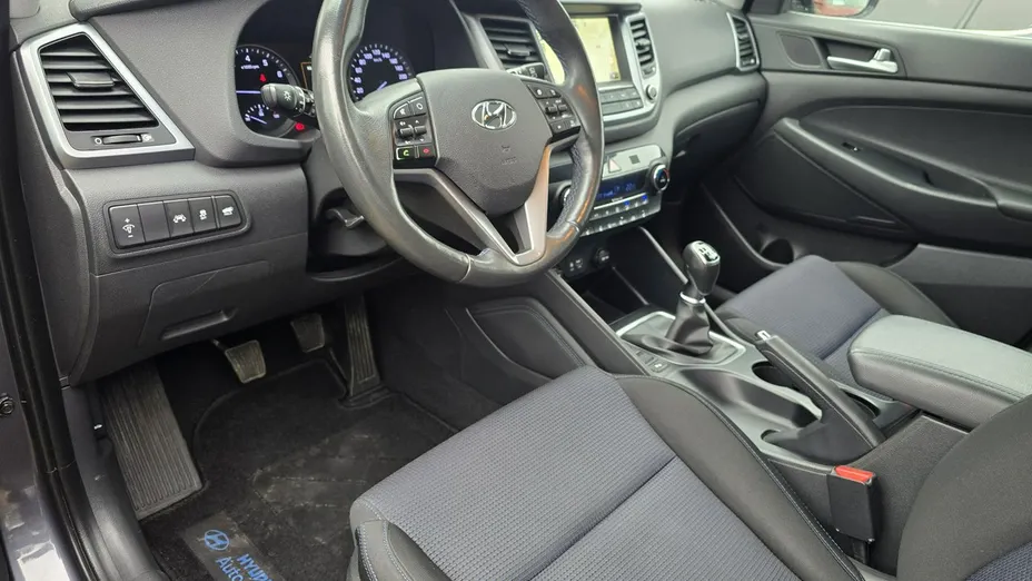 HYUNDAI Tucson -