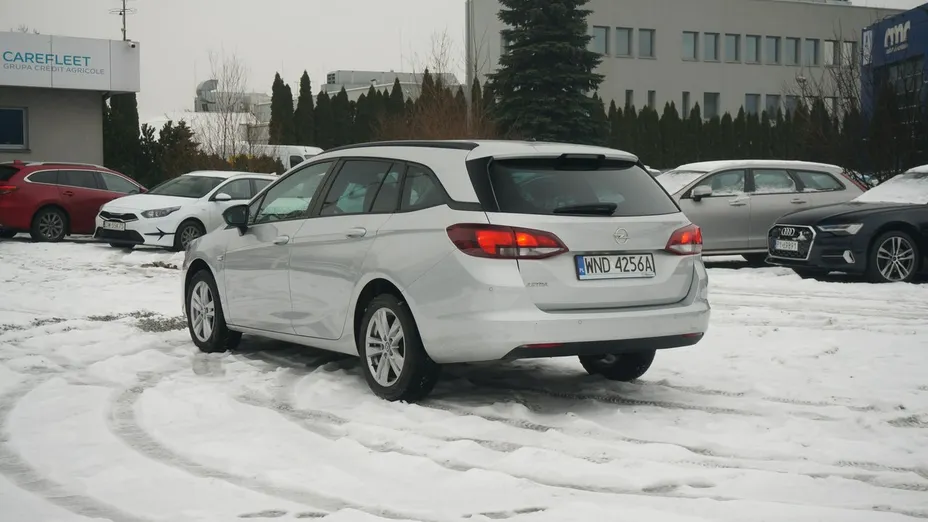 OPEL Astra -