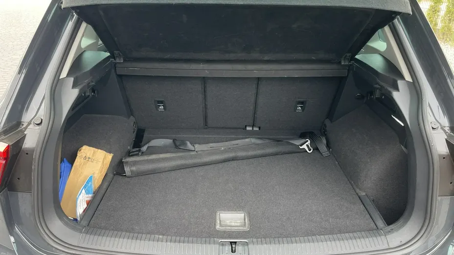 VOLKSWAGEN Tiguan -