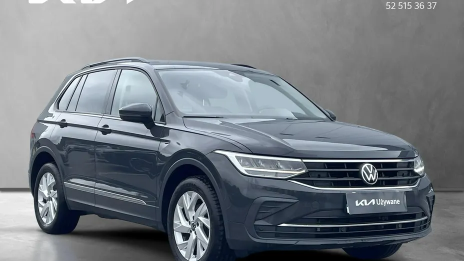 VOLKSWAGEN Tiguan -