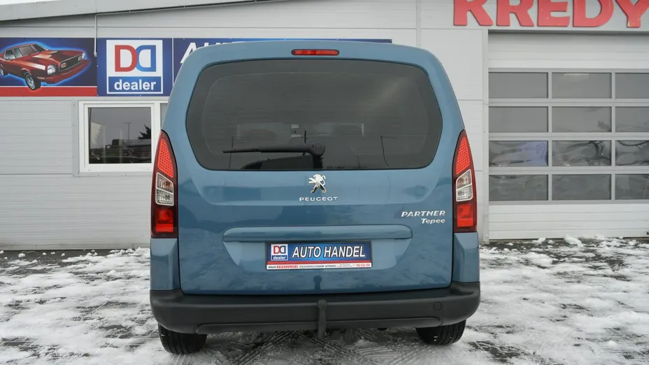 PEUGEOT Partner -