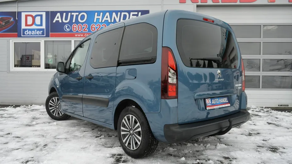 PEUGEOT Partner -