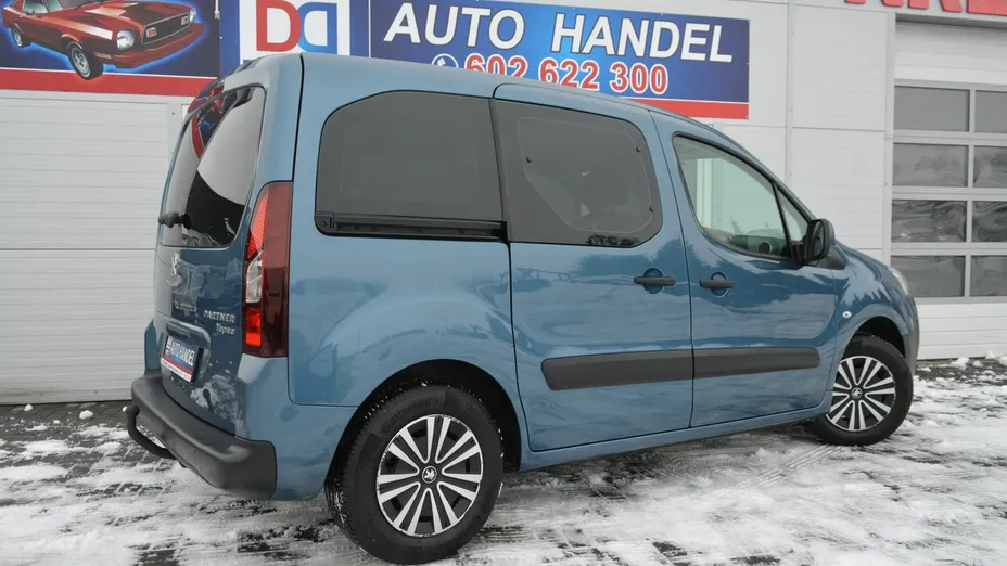 PEUGEOT Partner -