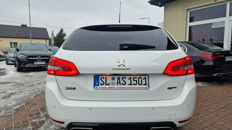 PEUGEOT 308 -
