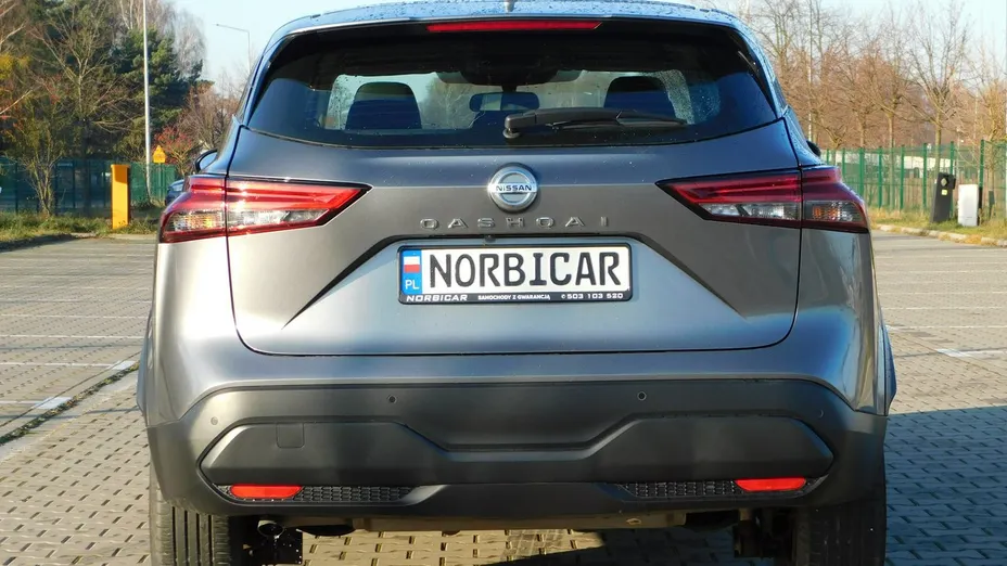NISSAN Qashqai -