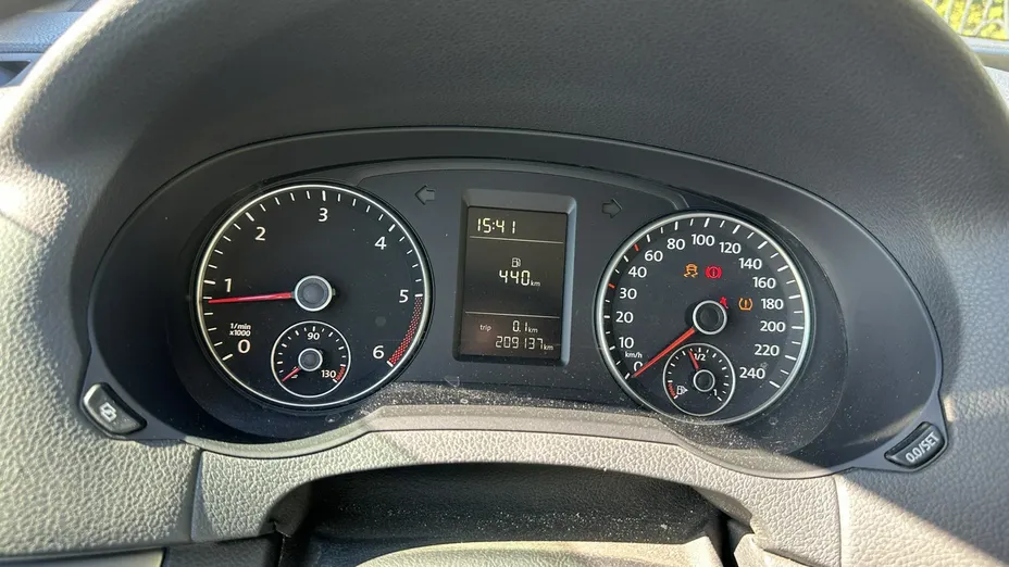 VOLKSWAGEN Sharan -