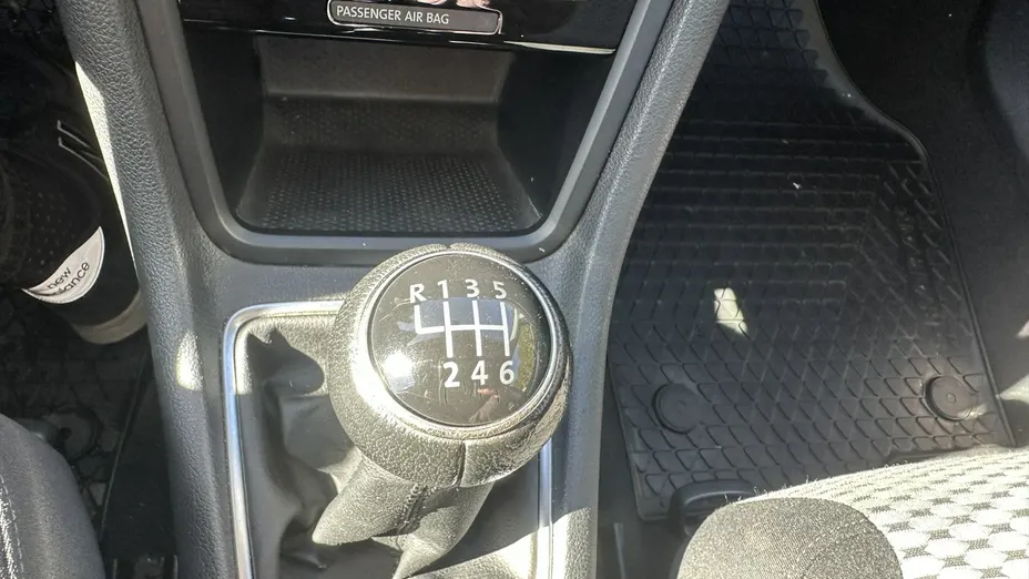 VOLKSWAGEN Sharan -