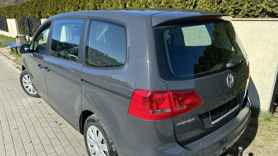 VOLKSWAGEN Sharan -