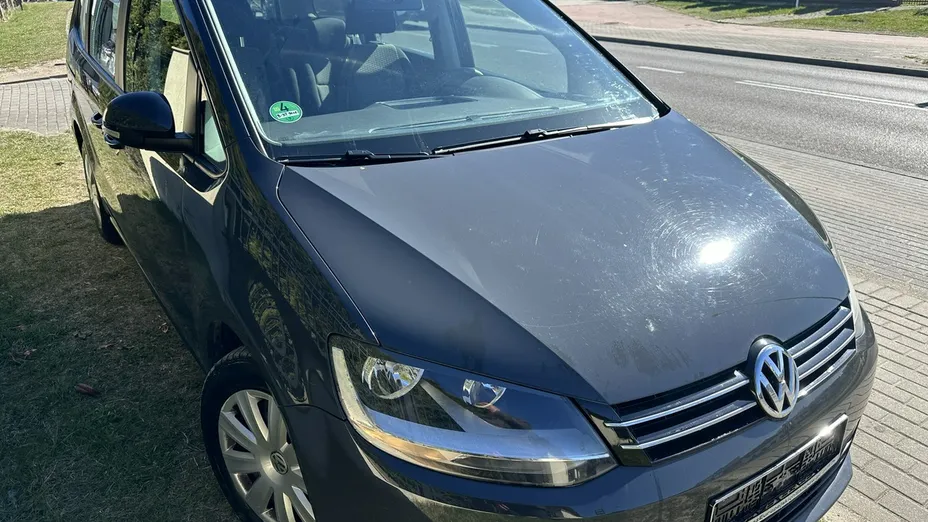 VOLKSWAGEN Sharan -