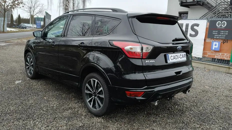 FORD Kuga -