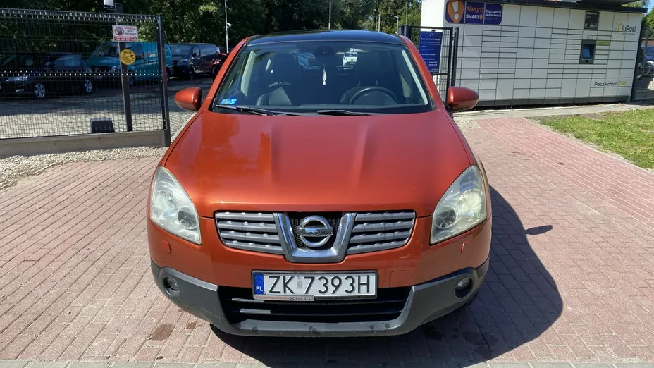 NISSAN Qashqai -