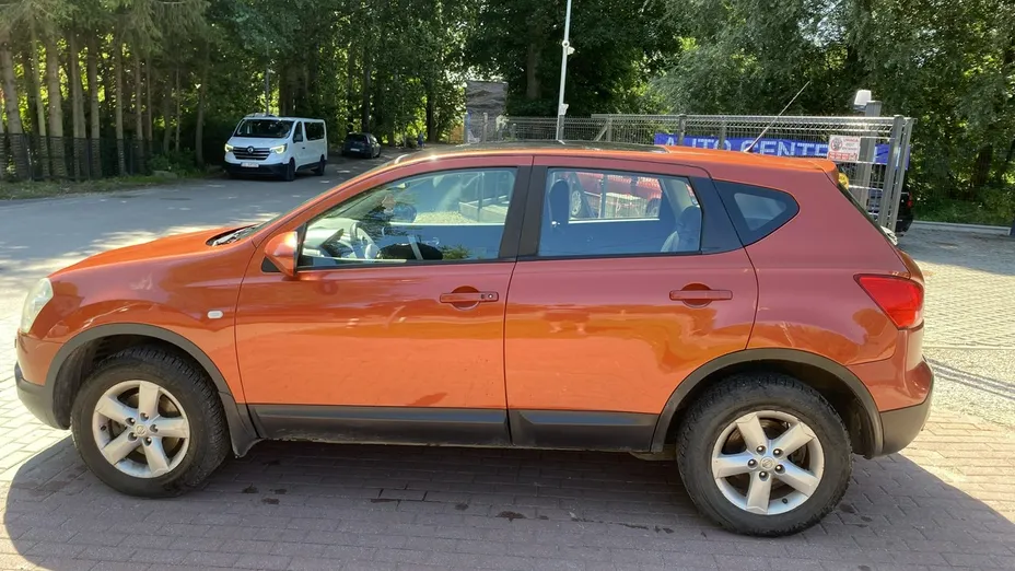 NISSAN Qashqai -