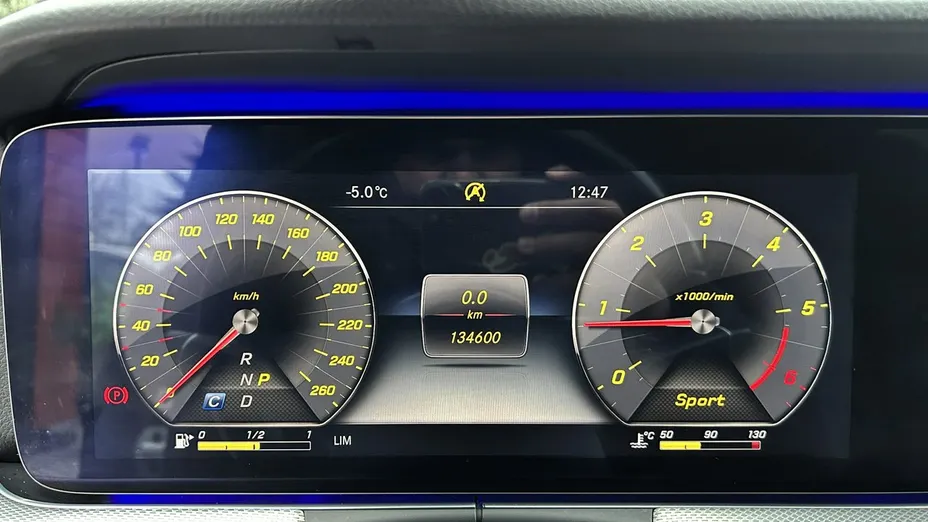 MERCEDES-BENZ E Klasa -