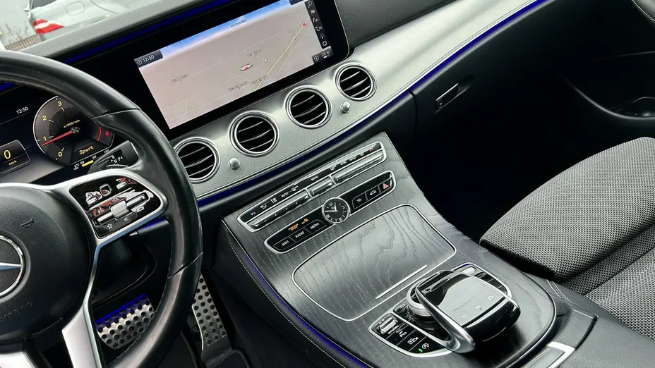 MERCEDES-BENZ E Klasa -