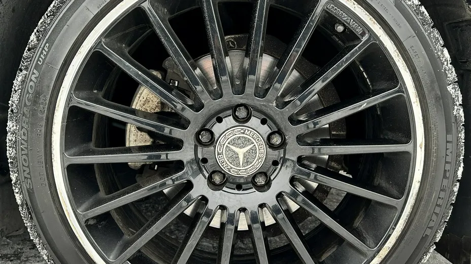 MERCEDES-BENZ E Klasa -