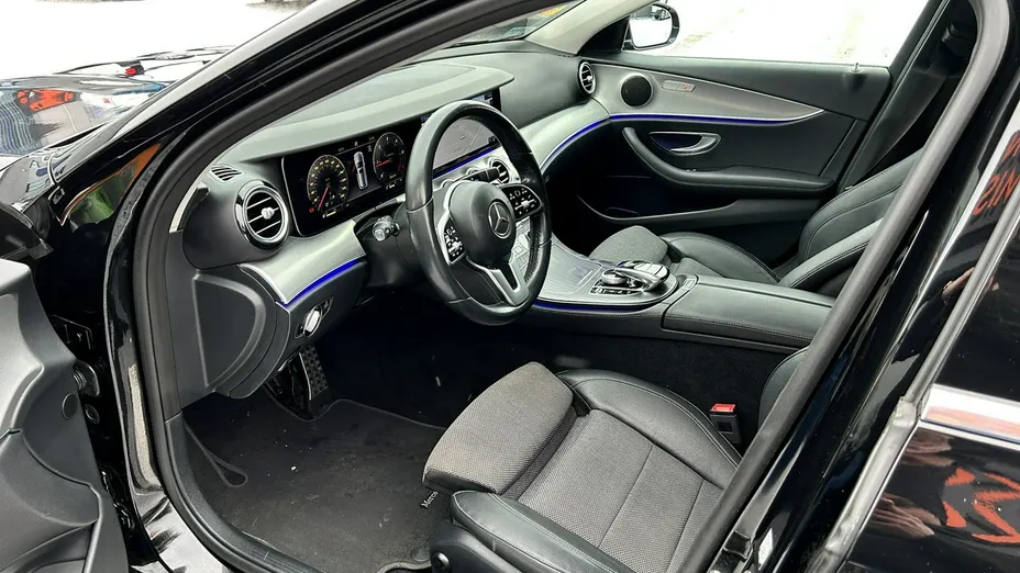 MERCEDES-BENZ E Klasa -
