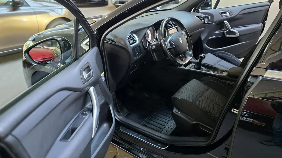 CITROEN DS4 -