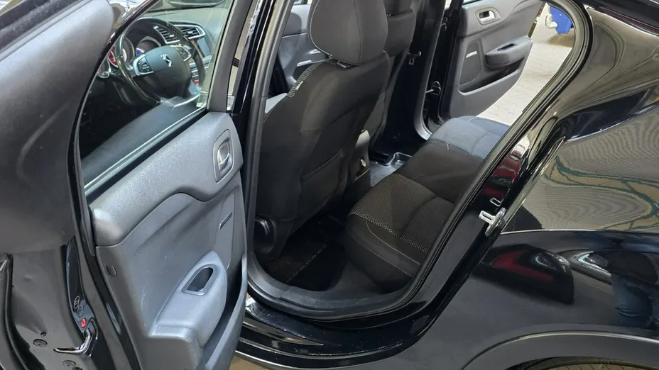 CITROEN DS4 -