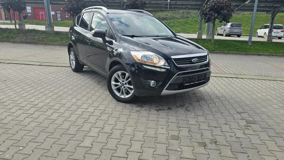 FORD Kuga -