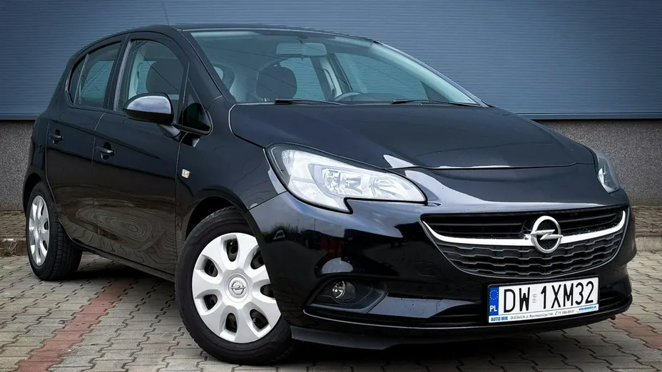 OPEL Corsa -