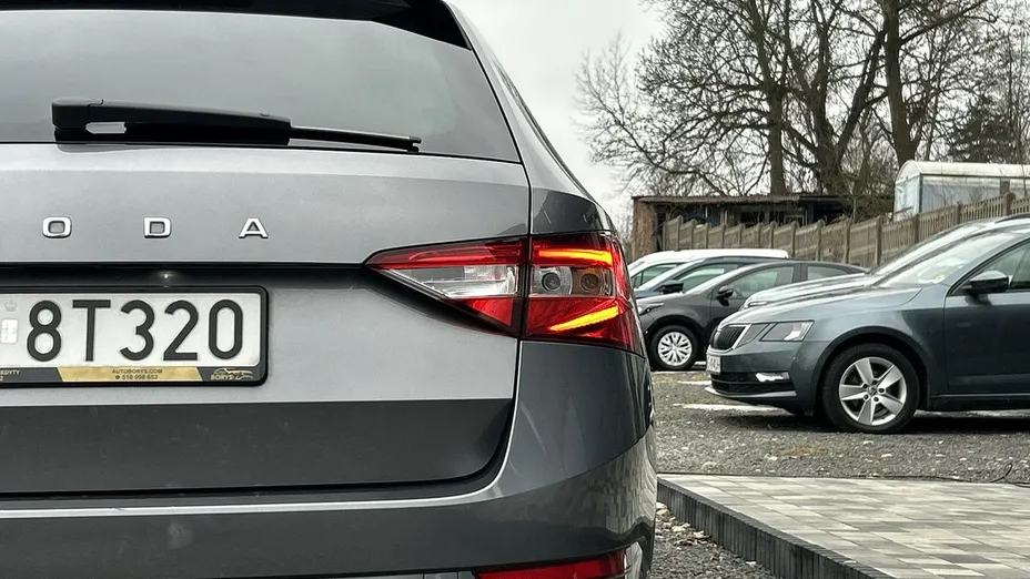 SKODA Superb -