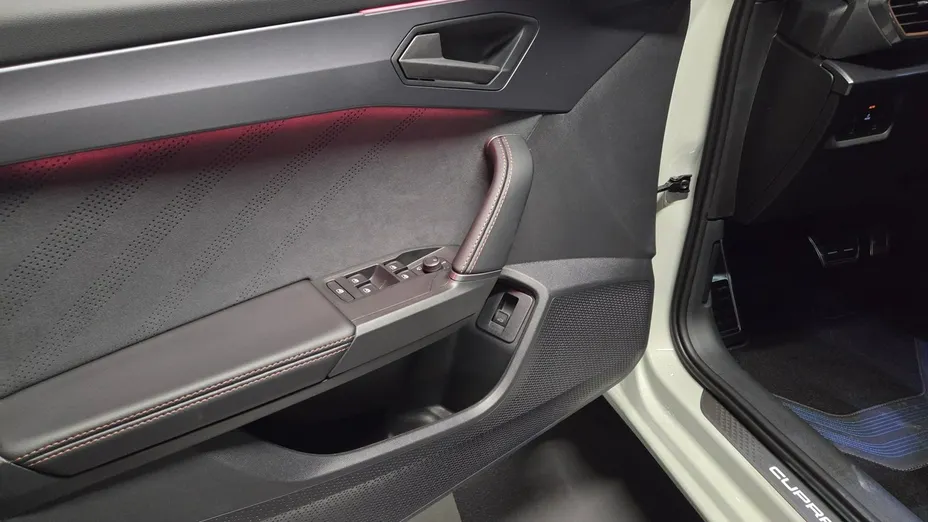 CUPRA Leon Sportstourer -