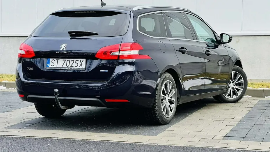PEUGEOT 308 -
