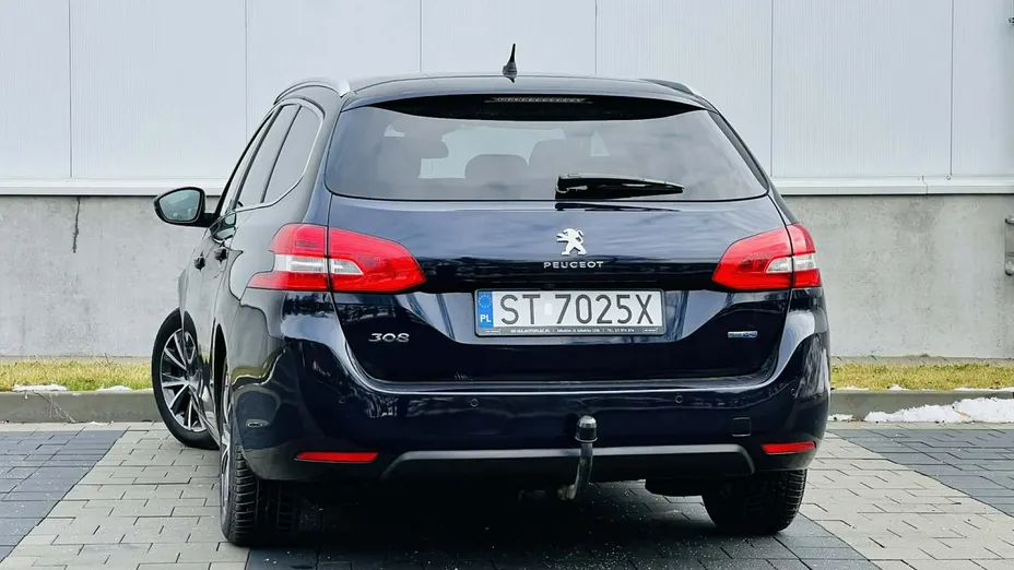 PEUGEOT 308 -