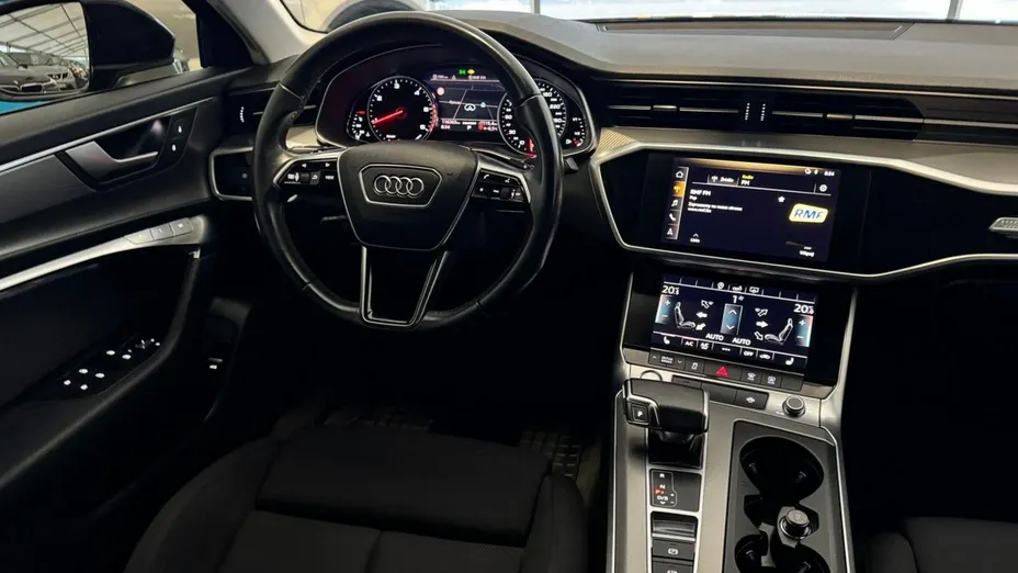 AUDI A6 -