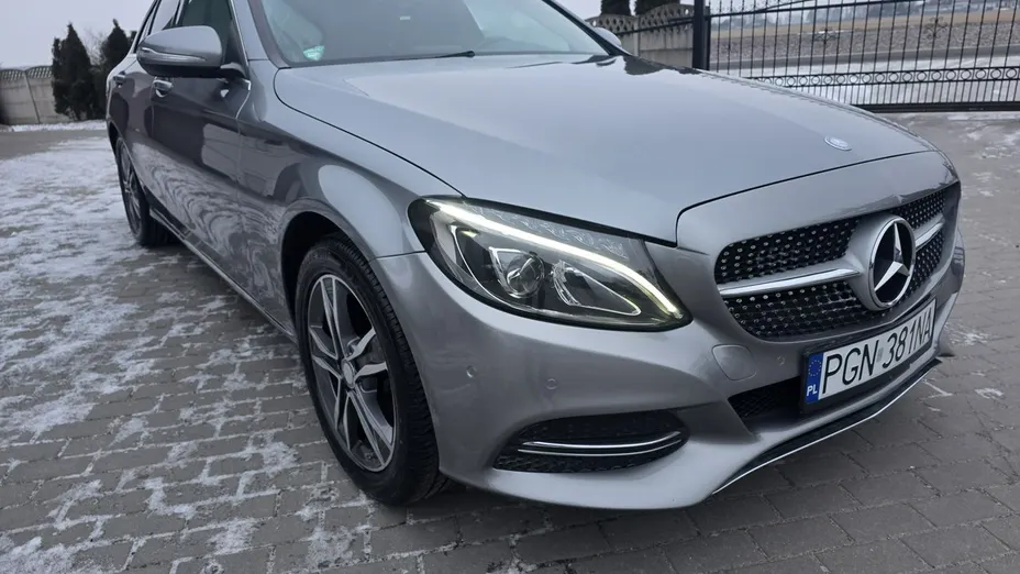 MERCEDES-BENZ C Klasa -